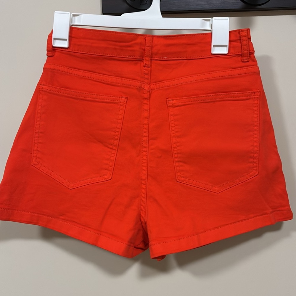 ANWND shorts medium red - Picture 4 of 5